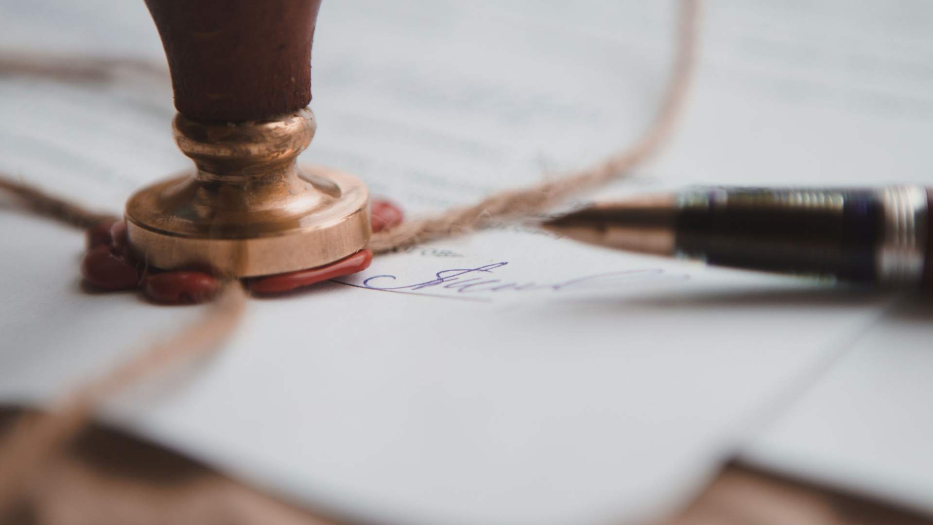 Serviciile notariale de care ai nevoie, cel mai des